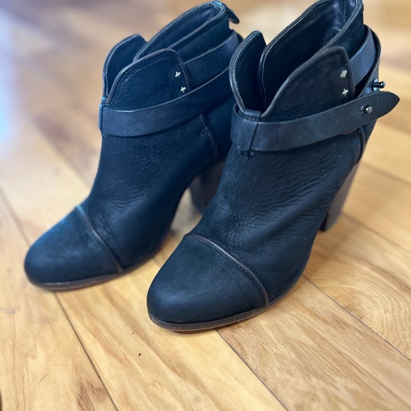 rag & bone Harrow Black Leather Ankle Boots - Picture 12 of 14
